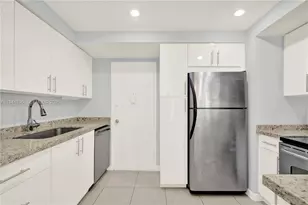 3505 S Ocean Dr, Hollywood, FL 33019 - Photo 18