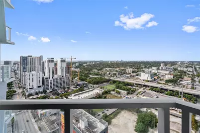 185 SW 7th St #2702, Miami, FL 33130 - Photo 40