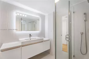 3811 NE 166th St, North Miami Beach, FL 33160 - Photo 16