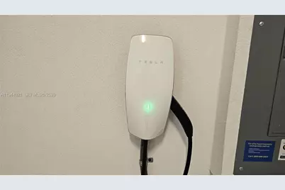 1112 Seagrape Dr, Other City - In The State Of Florida, FL 33570 - Photo 16