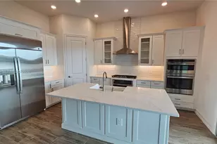 1112 Seagrape Dr, Other City - In The State Of Florida, FL 33570 - Photo 2