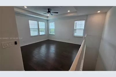 1112 Seagrape Dr, Other City - In The State Of Florida, FL 33570 - Photo 8