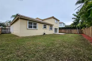11373 NW 65th St, Doral, FL 33178 - Photo 30