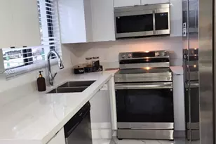 8012 NW 14th Pl, Miami, FL 33147 - Photo 2