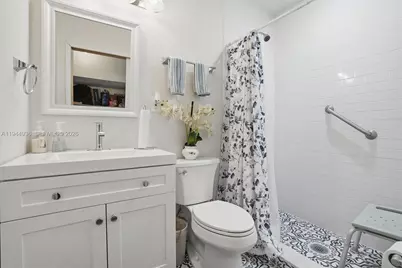 9417 NW 70th Pl, Tamarac, FL 33321 - Photo 22
