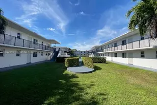 6775 SW 44th St, Miami, FL 33155 - Photo 2