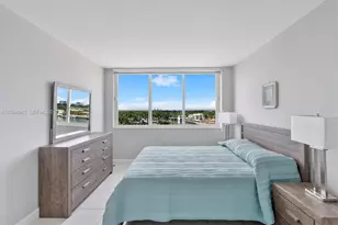 5005 Collins Ave, Miami Beach, FL 33140 - Photo 24