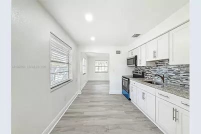 6416 Perry St, Hollywood, FL 33024 - Photo 16