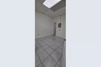 3555 NW 60th St #3555, Miami, FL 33142 - Photo 8