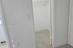 2401 Van Buren St, Hollywood, FL 33020 - Photo 4