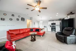 1053 SW Lock Ln, Moore Haven, FL 33471 - Photo 12