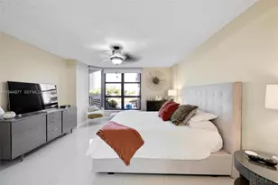 3530 Mystic Pointe Dr, Aventura, FL 33180 - Photo 14