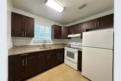 2900 NE 17th Ave #206, Pompano Beach, FL 33064 - Photo 4