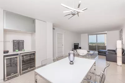 5555 Collins Ave #9U, Miami Beach, FL 33140 - Photo 1