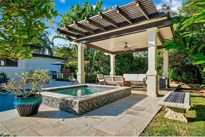 13945 Cartee Rd, Palmetto Bay, FL 33158 - Photo 2