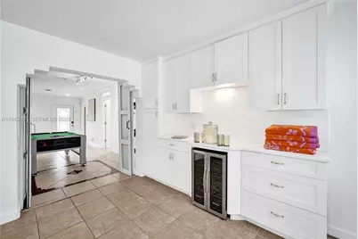 2101 NE 25th St, Wilton Manors, FL 33305 - Photo 24