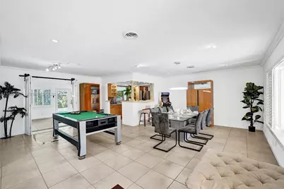 2101 NE 25th St, Wilton Manors, FL 33305 - Photo 4