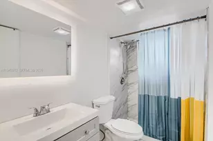 441 NE 195th St, Miami, FL 33179 - Photo 8