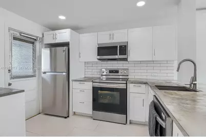 441 NE 195th St #205, Miami, FL 33179 - Photo 2