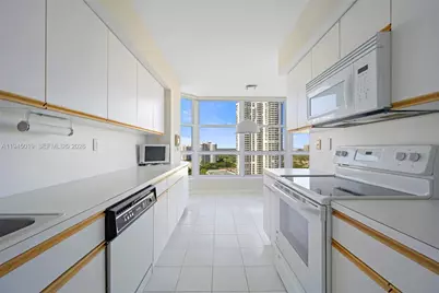 19101 NE 36th Ct #2006, Aventura, FL 33180 - Photo 8