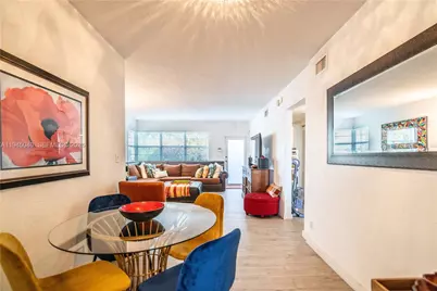 350 S Shore Dr #4, Miami Beach, FL 33141 - Photo 10