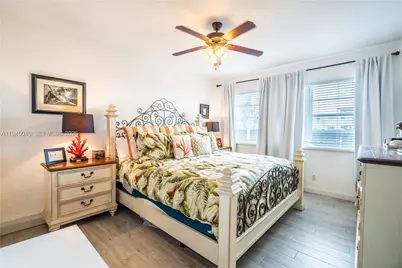 350 S Shore Dr #4, Miami Beach, FL 33141 - Photo 12