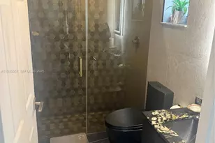 13707 NW 21st St, Pembroke Pines, FL 33028 - Photo 38