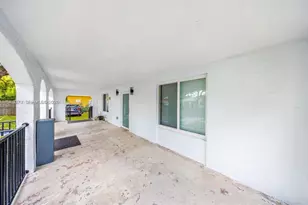 1020 SW 23rd Ave, Miami, FL 33135 - Photo 12