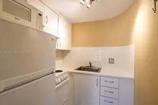 1650 NE 115th St, Miami, FL 33181 - Photo 10