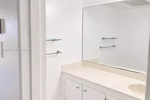 1650 NE 115th St, Miami, FL 33181 - Photo 12