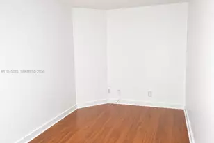 1650 NE 115th St, Miami, FL 33181 - Photo 10