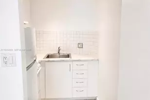 1650 NE 115th St, Miami, FL 33181 - Photo 8