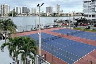 2750 NE 183rd St, Aventura, FL 33160 - Photo 22