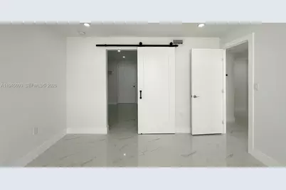 2750 NE 183rd St #2608, Aventura, FL 33160 - Photo 12