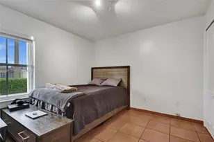 898 NW 131st Ave, Miami, FL 33182 - Photo 32