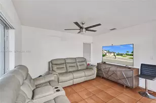 898 NW 131st Ave, Miami, FL 33182 - Photo 16
