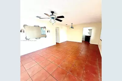 11900 SW 6th St #2, Miami, FL 33184 - Photo 4