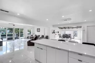 2721 Harding St, Hollywood, FL 33020 - Photo 14