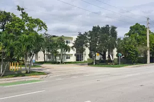 4255 N University Dr, Sunrise, FL 33351 - Photo 8