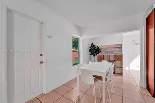 2461 SW 16th Ct, Fort Lauderdale, FL 33312 - Photo 10