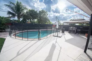 150 NE 31st St, Pompano Beach, FL 33064 - Photo 28