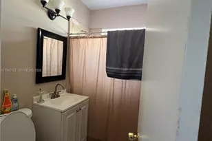 2651 W 12th Ave, Hialeah, FL 33010 - Photo 18