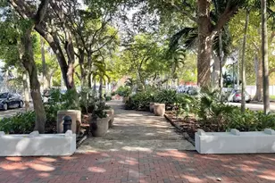 852 SW 13th Ave, Miami, FL 33135 - Photo 16