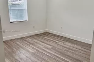 852 SW 13th Ave, Miami, FL 33135 - Photo 12