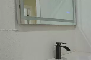 973 NW 8th St, Homestead, FL 33030 - Photo 18