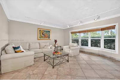 1621 NW 110 Ter, Pembroke Pines, FL 33026 - Photo 6