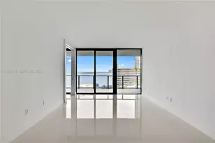650 NE 32th St, Miami, FL 33137 - Photo 12