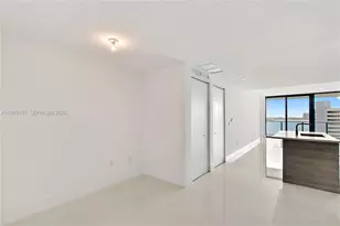 650 NE 32th St, Miami, FL 33137 - Photo 4