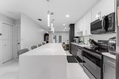 20512 SW 93rd Ave, Cutler Bay, FL 33189 - Photo 32