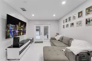 20512 SW 93rd Ave, Cutler Bay, FL 33189 - Photo 34